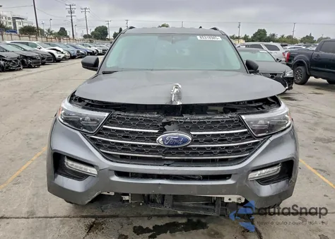 2023 Ford Explorer Xlt z USA, uszkodzony, nr VIN 1FMSK7DH7PGB19236